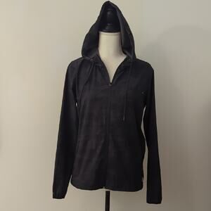 Vuori Outdoor Trainer Shell Jacket In Black Camo